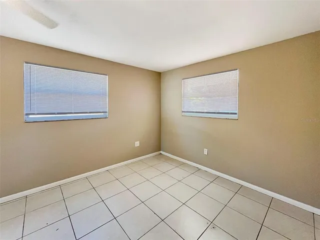 $1,995 | 5001 Bell Meade Drive, Sarasota, FL 34232