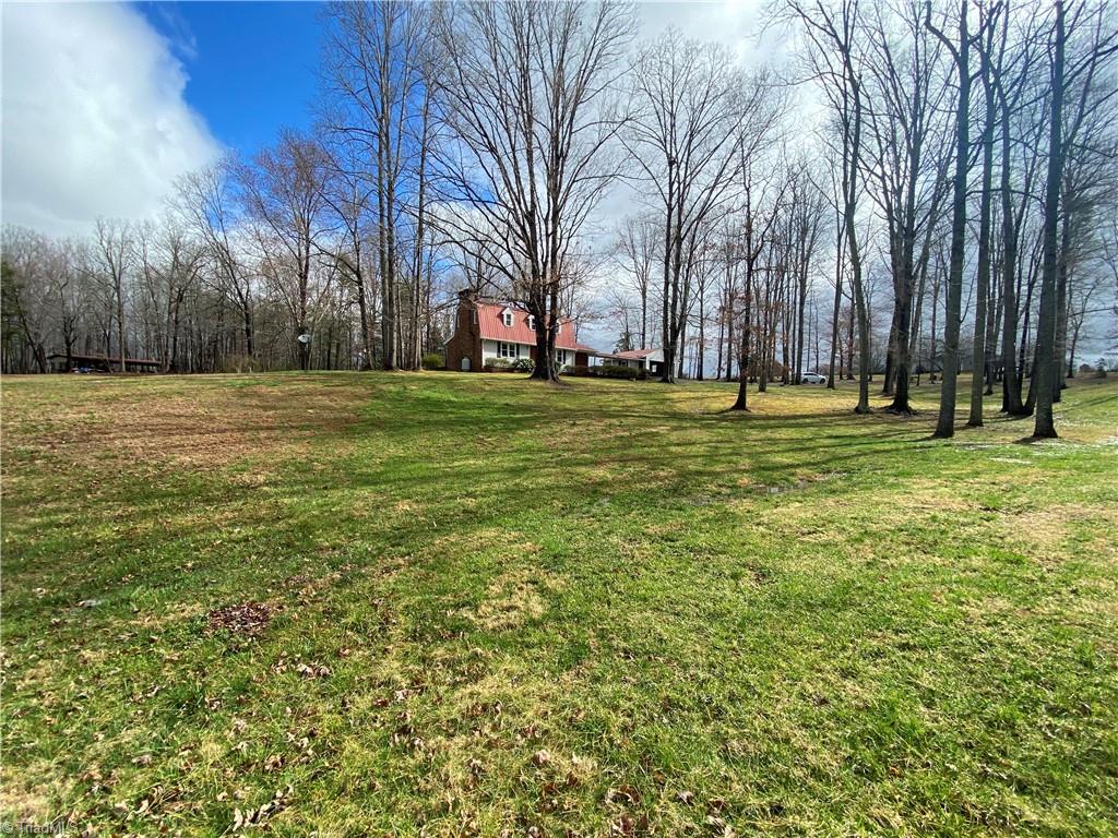 1140 Fred Merritt Road King, NC 27021 - Photo 11 of 48