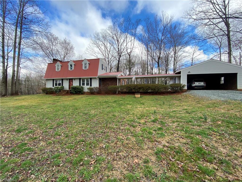 1140 Fred Merritt Road King, NC 27021 - Photo 3 of 48