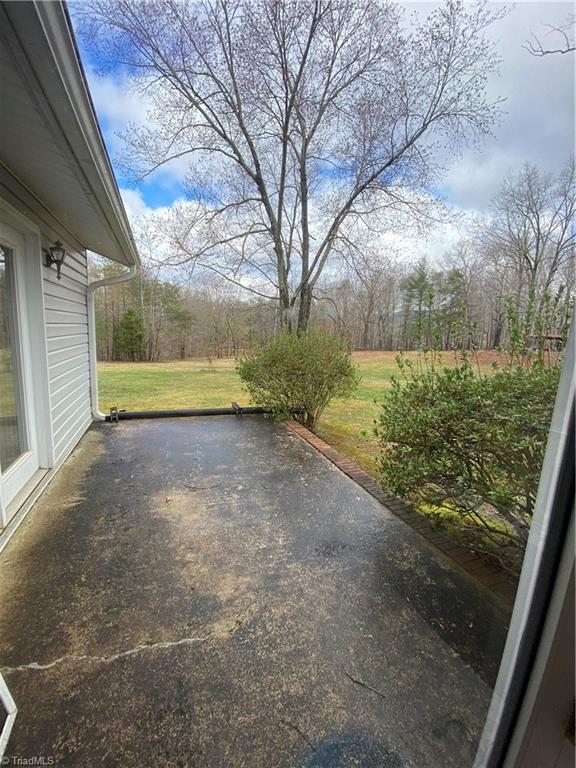 1140 Fred Merritt Road King, NC 27021 - Photo 28 of 48