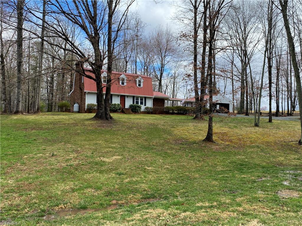 1140 Fred Merritt Road King, NC 27021 - Photo 8 of 48
