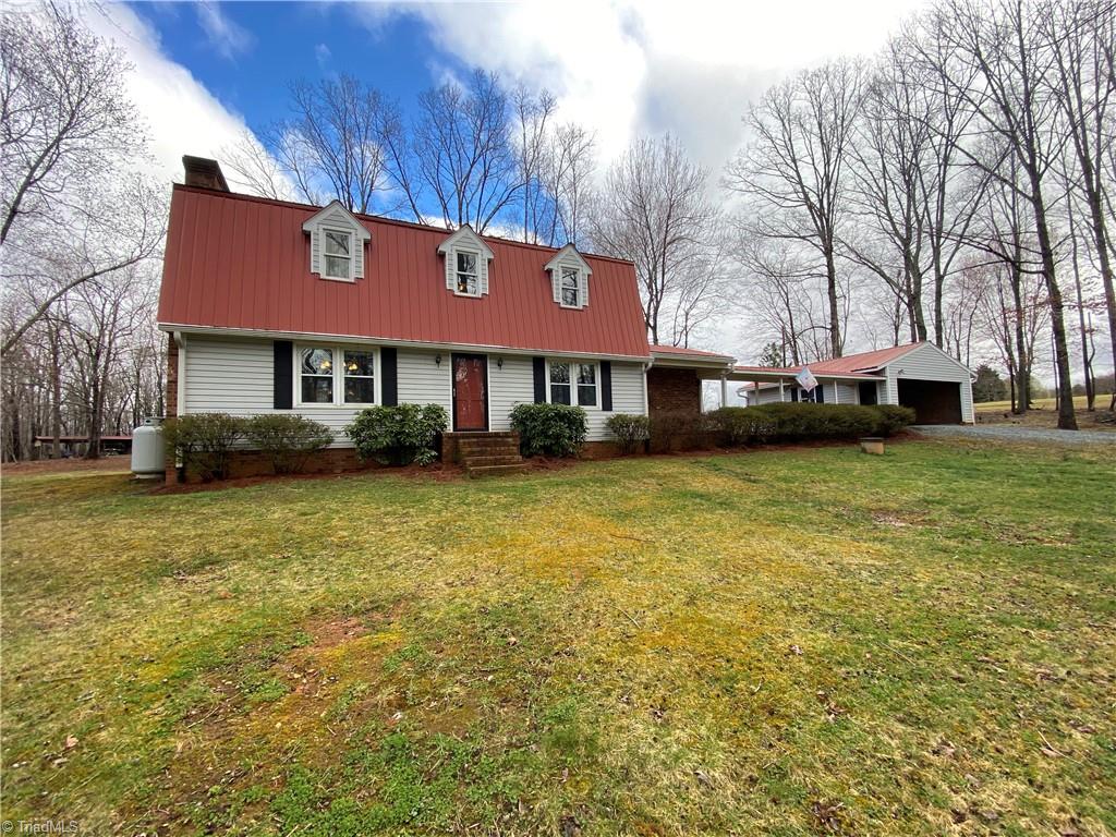 1140 Fred Merritt Road King, NC 27021 - Photo 10 of 48