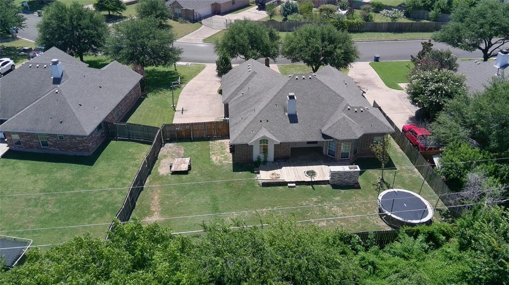 436 West Wall Street Hewitt, TX 76643 - Photo 14 of 15