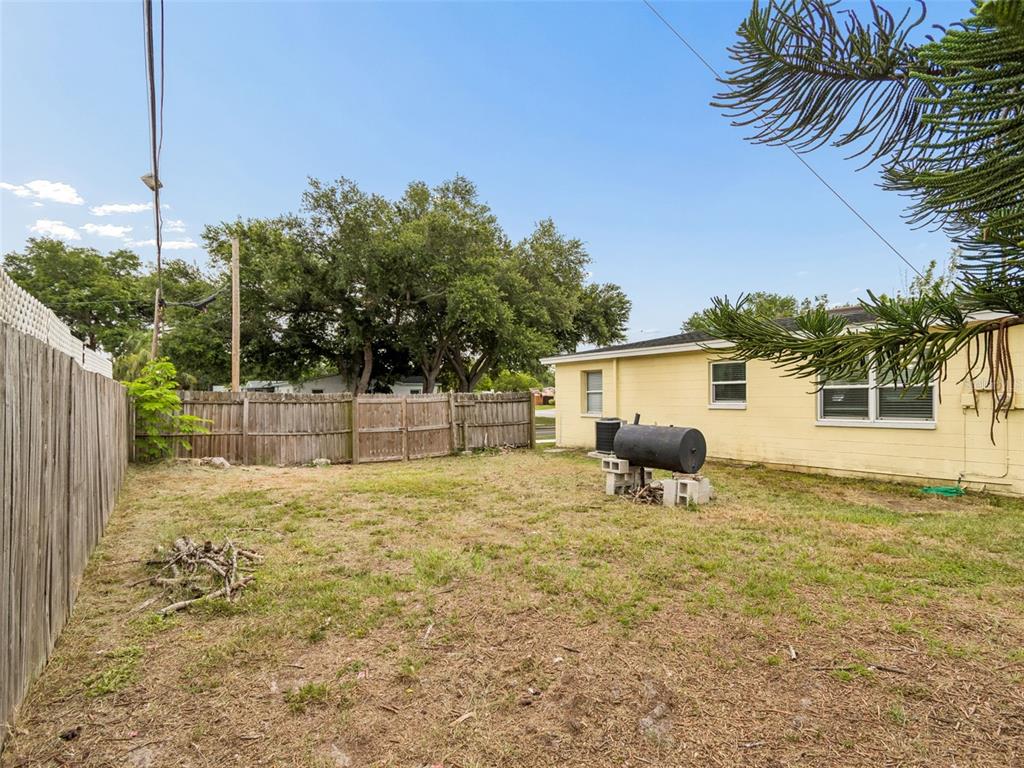 5501 82nd Avenue North Pinellas Park, FL 33781 - Photo 36 of 42