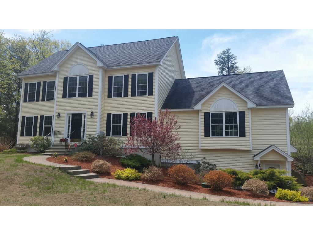51 Gulf Road Derry, NH 03038 - Photo 1 of 36