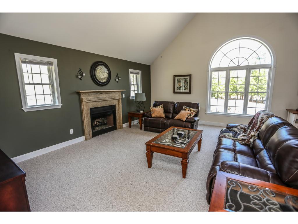 51 Gulf Road Derry, NH 03038 - Photo 11 of 36