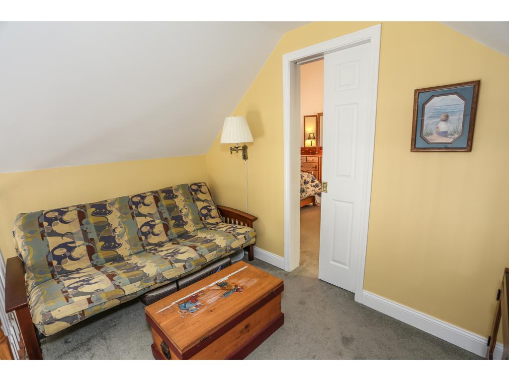 51 Gulf Road Derry, NH 03038 - Photo 27 of 36