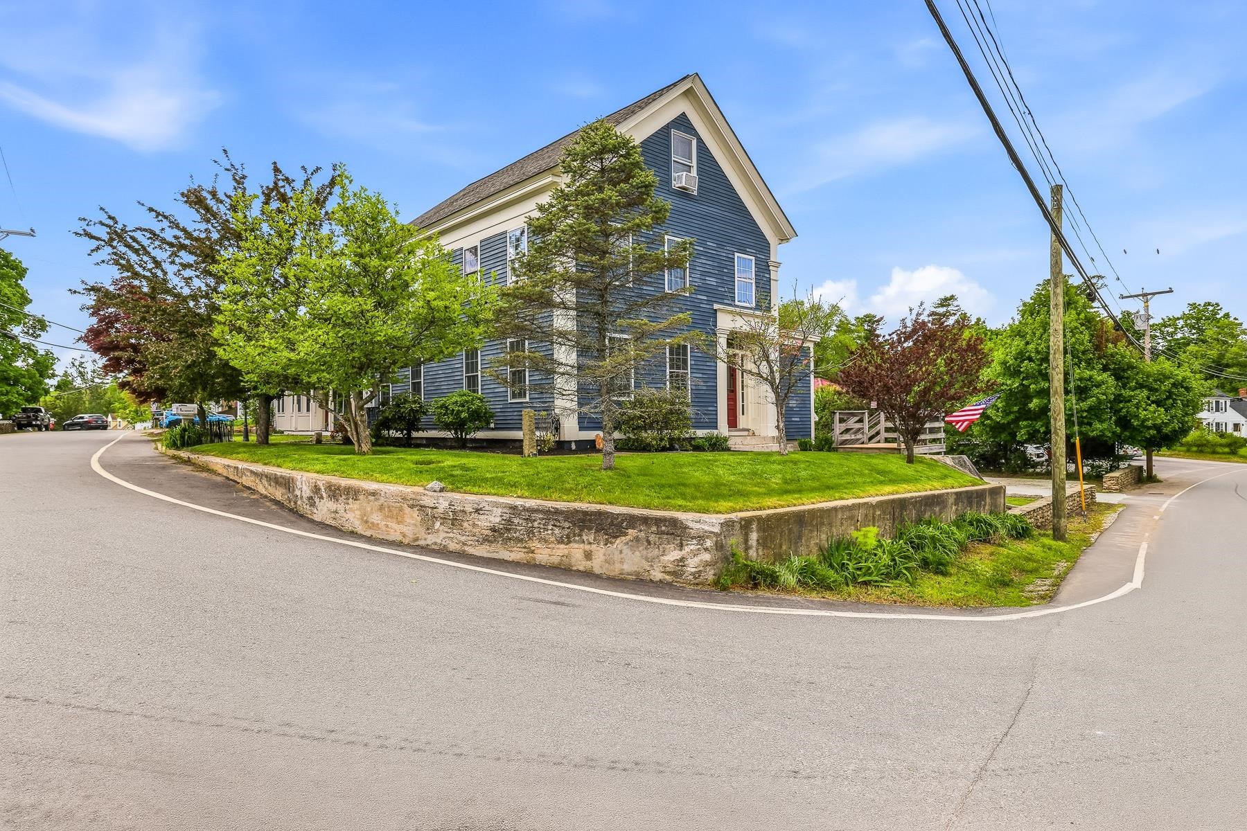 1 Old Manchester Road Raymond, NH 03077 - Photo 7 of 60