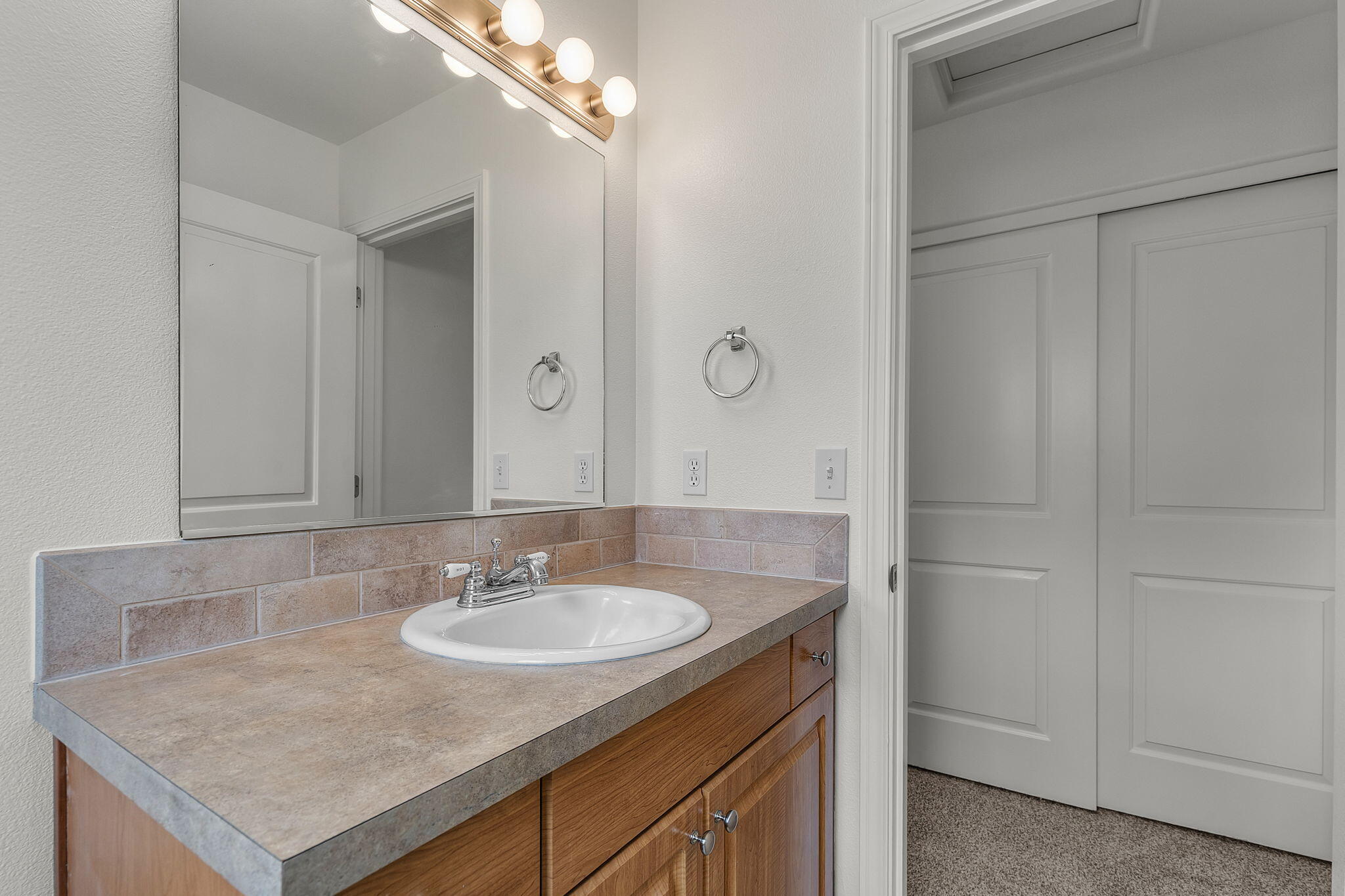 1284 Southwest Mill Pond Place Bend, OR 97702 - Photo 24 of 28 2026_04_13_1284_sw_mill_pond_place-22