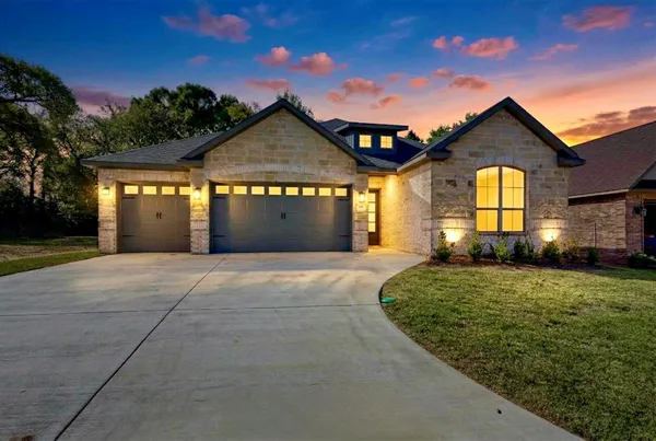 $409,990 | 108 Palomita Circle, Athens, TX 75751