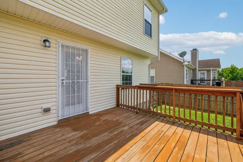 $289,900 | 565 Oakmont Drive, Clarksville, TN 37042
