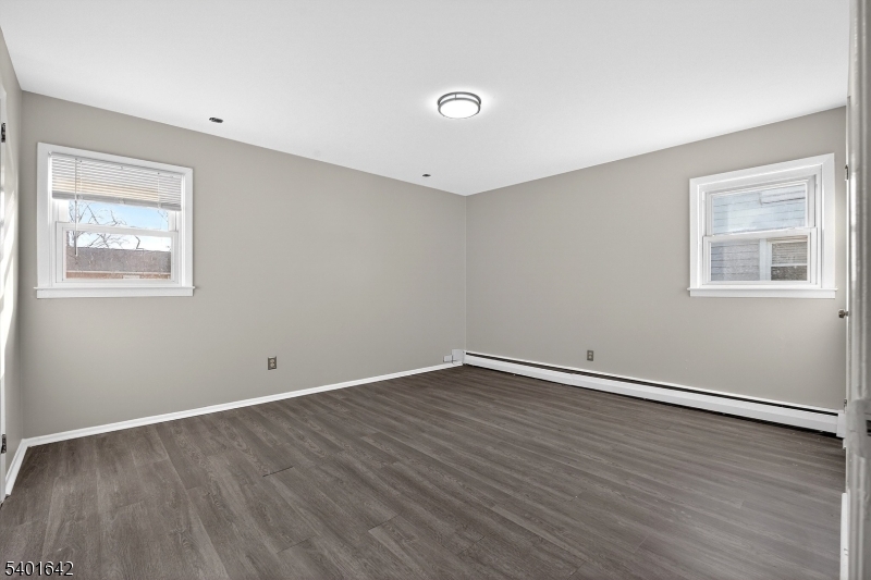 569 Scotland Road Union, NJ 07083 - Photo 12 of 38