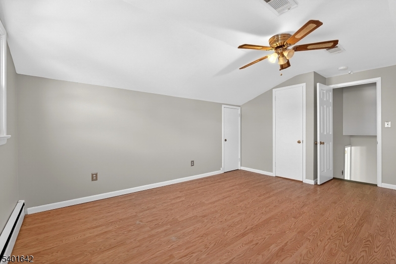 569 Scotland Road Union, NJ 07083 - Photo 20 of 38