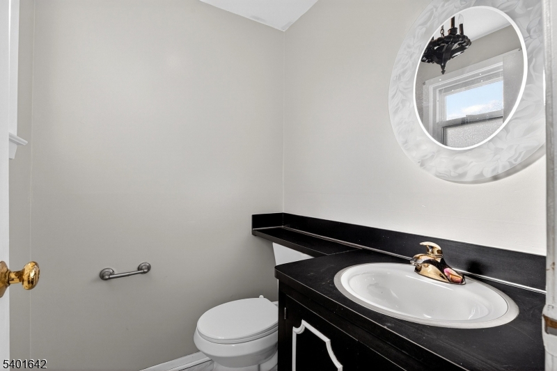 569 Scotland Road Union, NJ 07083 - Photo 26 of 38