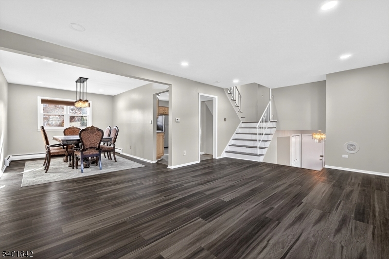 569 Scotland Road Union, NJ 07083 - Photo 6 of 38