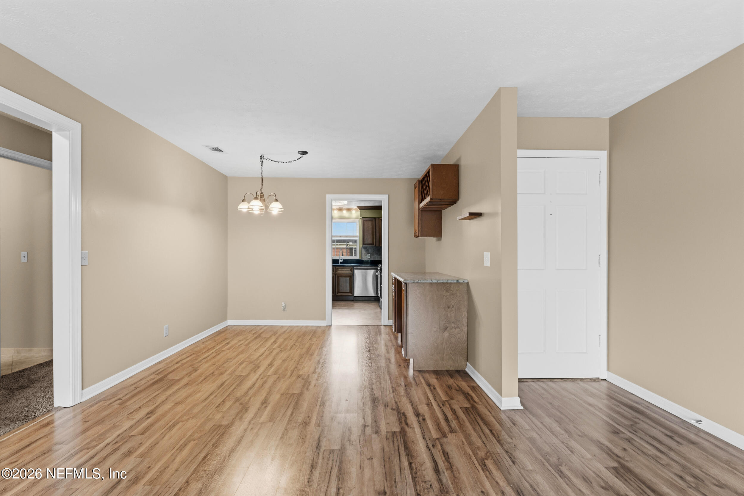 4915 Baymeadows Road, Unit 3C Jacksonville, FL 32217 - Photo 6 of 27 Living Area/Dining