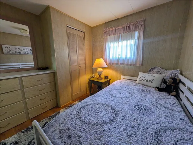 $137,000 | 215 Willow Oak Lane, Sarasota, FL 34237