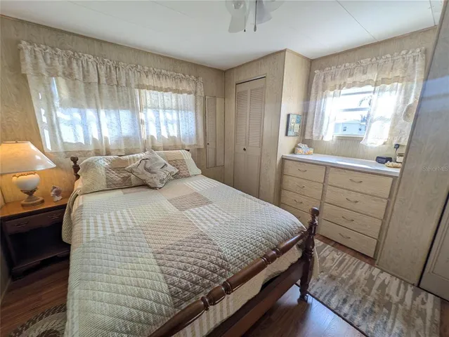 $137,000 | 215 Willow Oak Lane, Sarasota, FL 34237