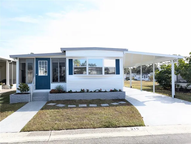 $137,000 | 215 Willow Oak Lane, Sarasota, FL 34237