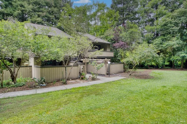 $340,000 | 51 Creek Court, Cotati, CA 94931
