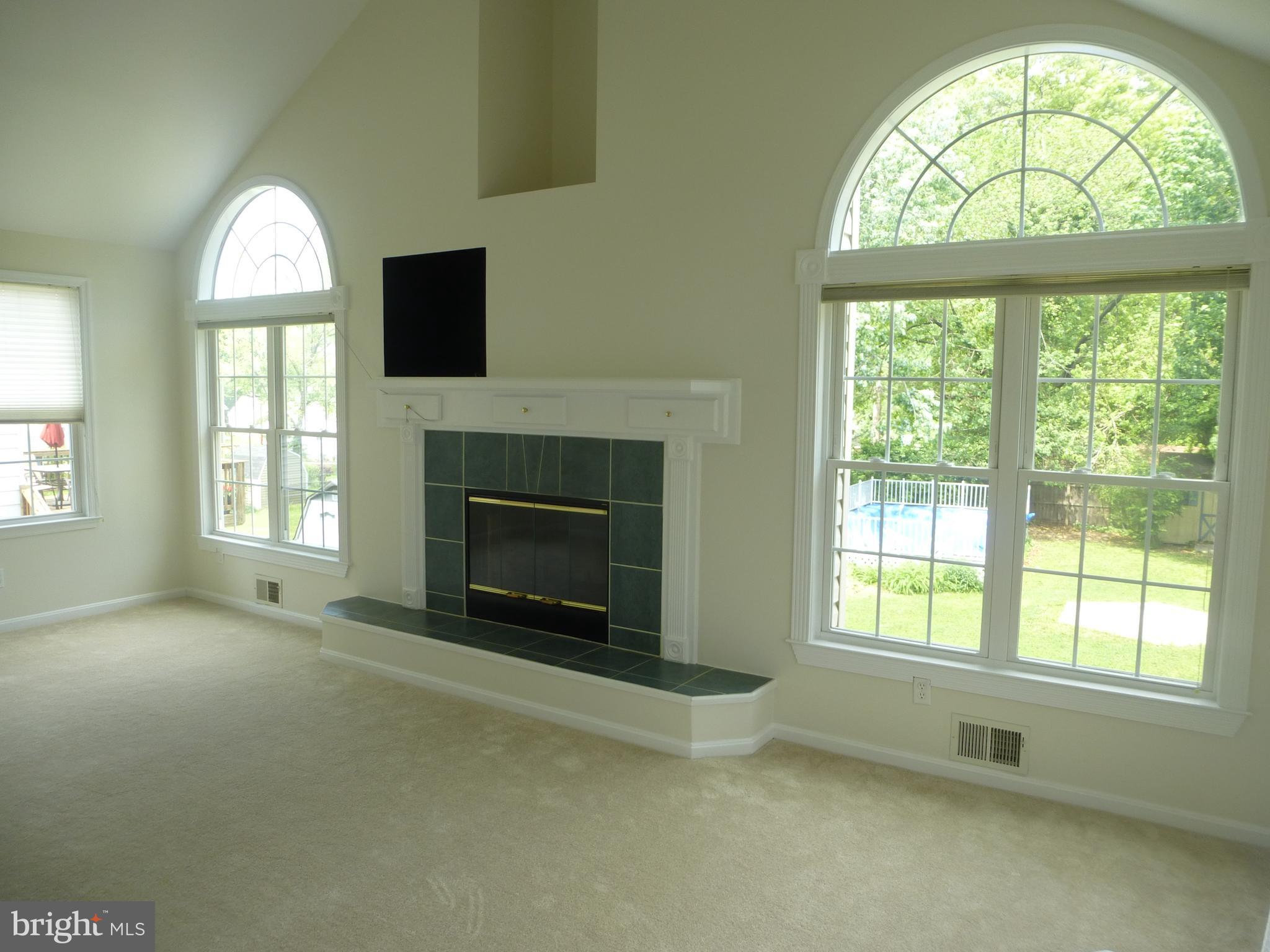 206 Charles Road Linthicum, MD 21090 - Photo 12 of 30 Family Room
