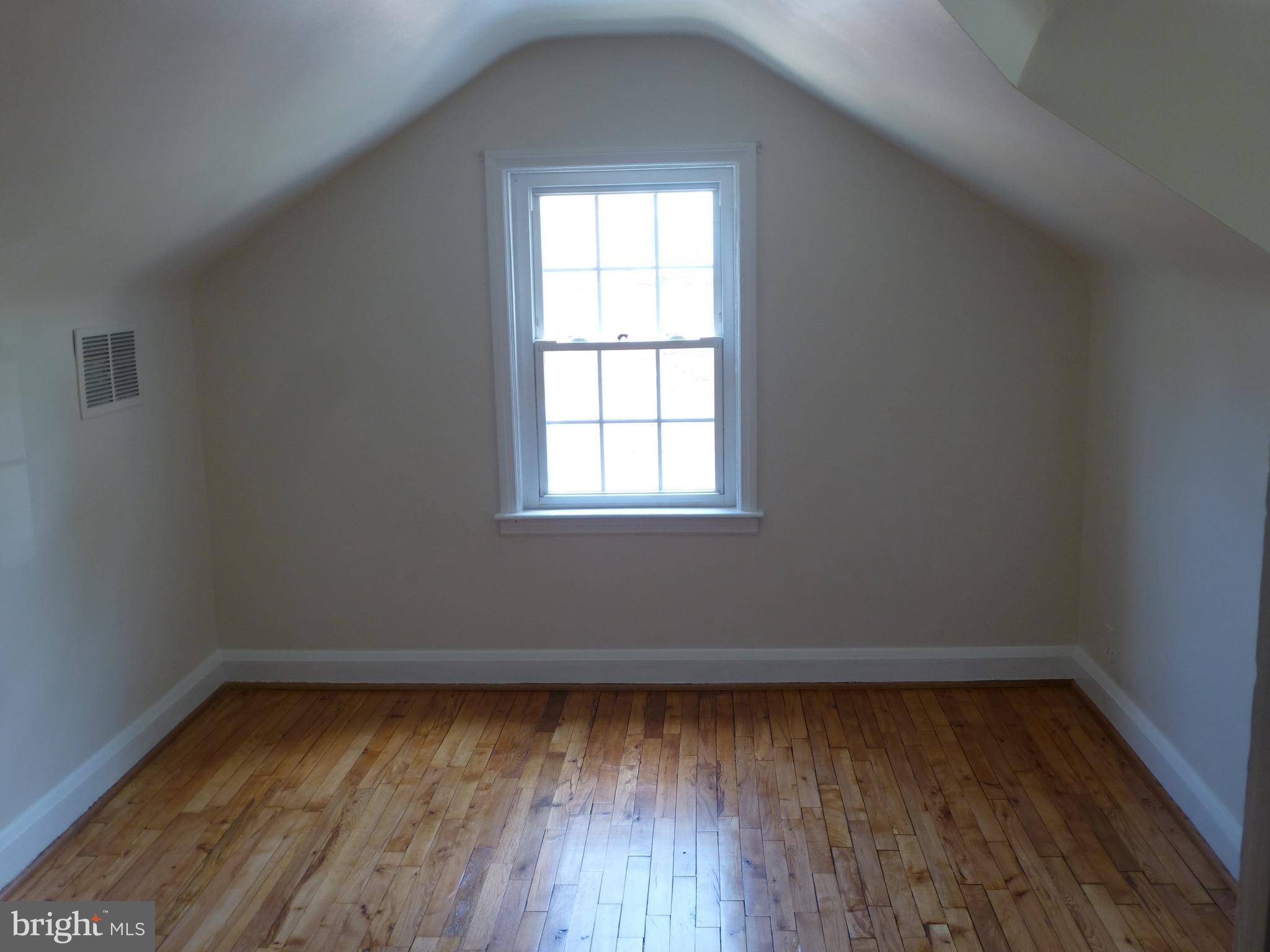206 Charles Road Linthicum, MD 21090 - Photo 21 of 30 Bedroom