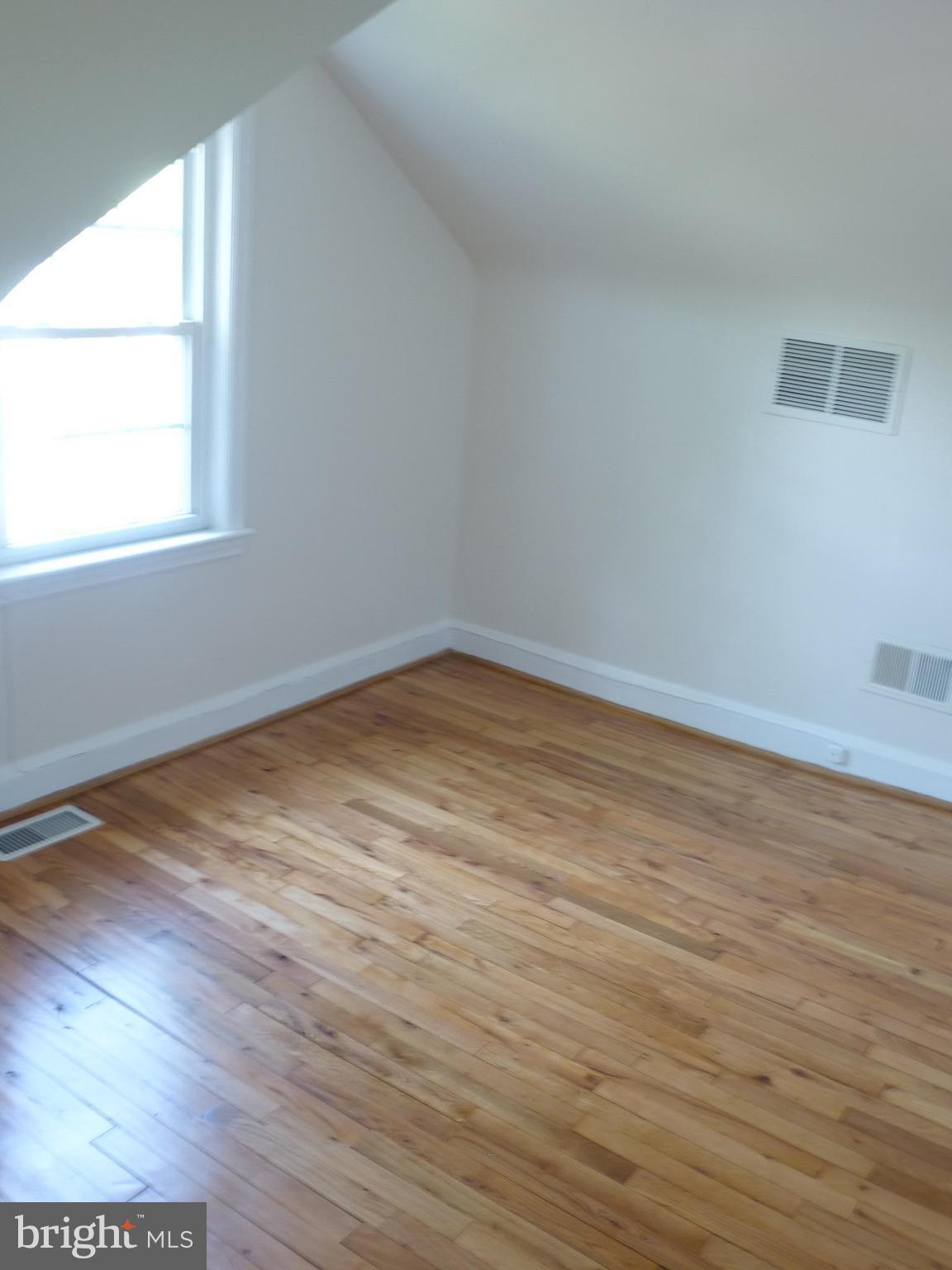 206 Charles Road Linthicum, MD 21090 - Photo 22 of 30 Bedroom