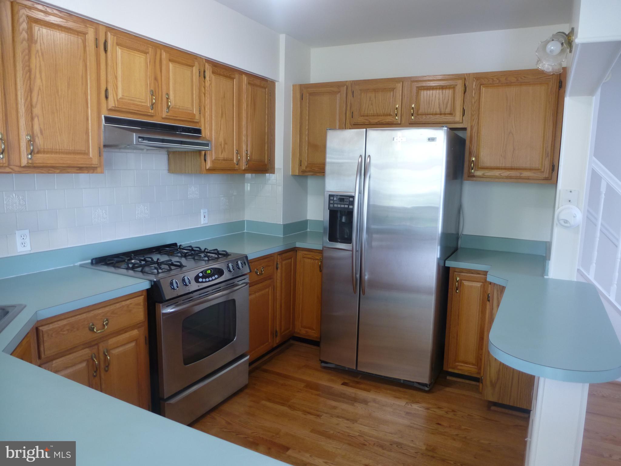206 Charles Road Linthicum, MD 21090 - Photo 6 of 30 Kitchen
