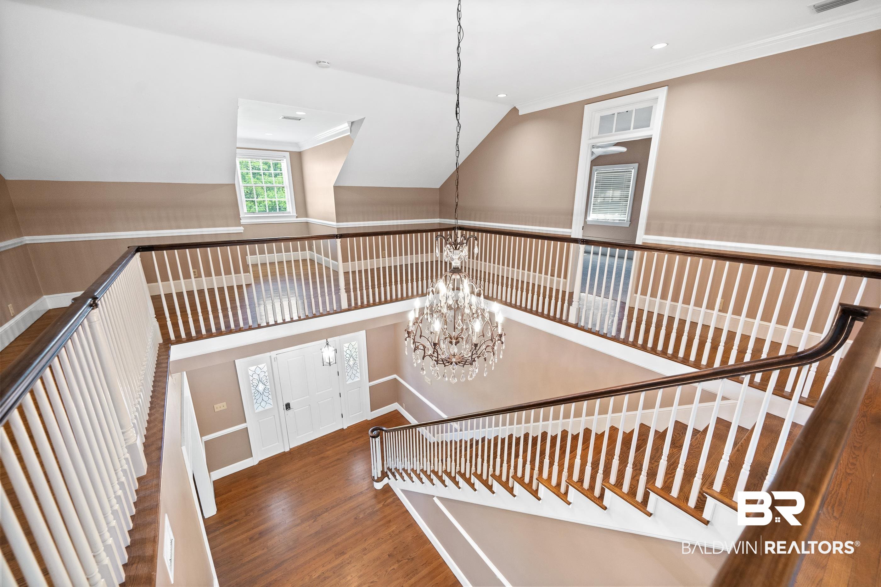 17741 County Road 55 Silverhill, AL 36576 - Photo 30 of 49 Staircase