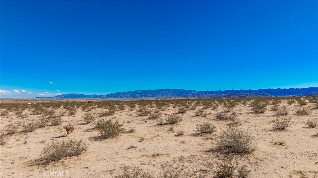 77 Copper Moon Lane Joshua Tree, CA 92252 - Photo 17 of 24 a view of city view with ocean view