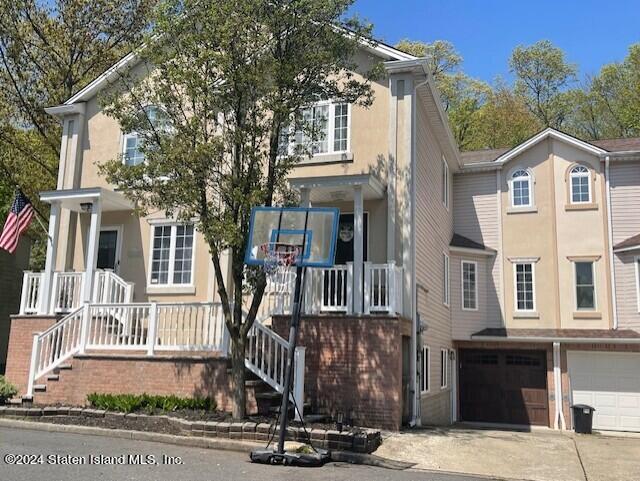 143 Erika Loop Staten Island, NY 10312 - Photo 2 of 3 thumbnail_IMG_0060