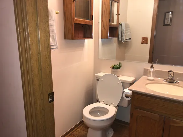 $379,000 | 1304 Yorkshire Lane, Carol Stream, IL 60188