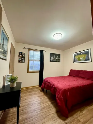 $379,000 | 1304 Yorkshire Lane, Carol Stream, IL 60188