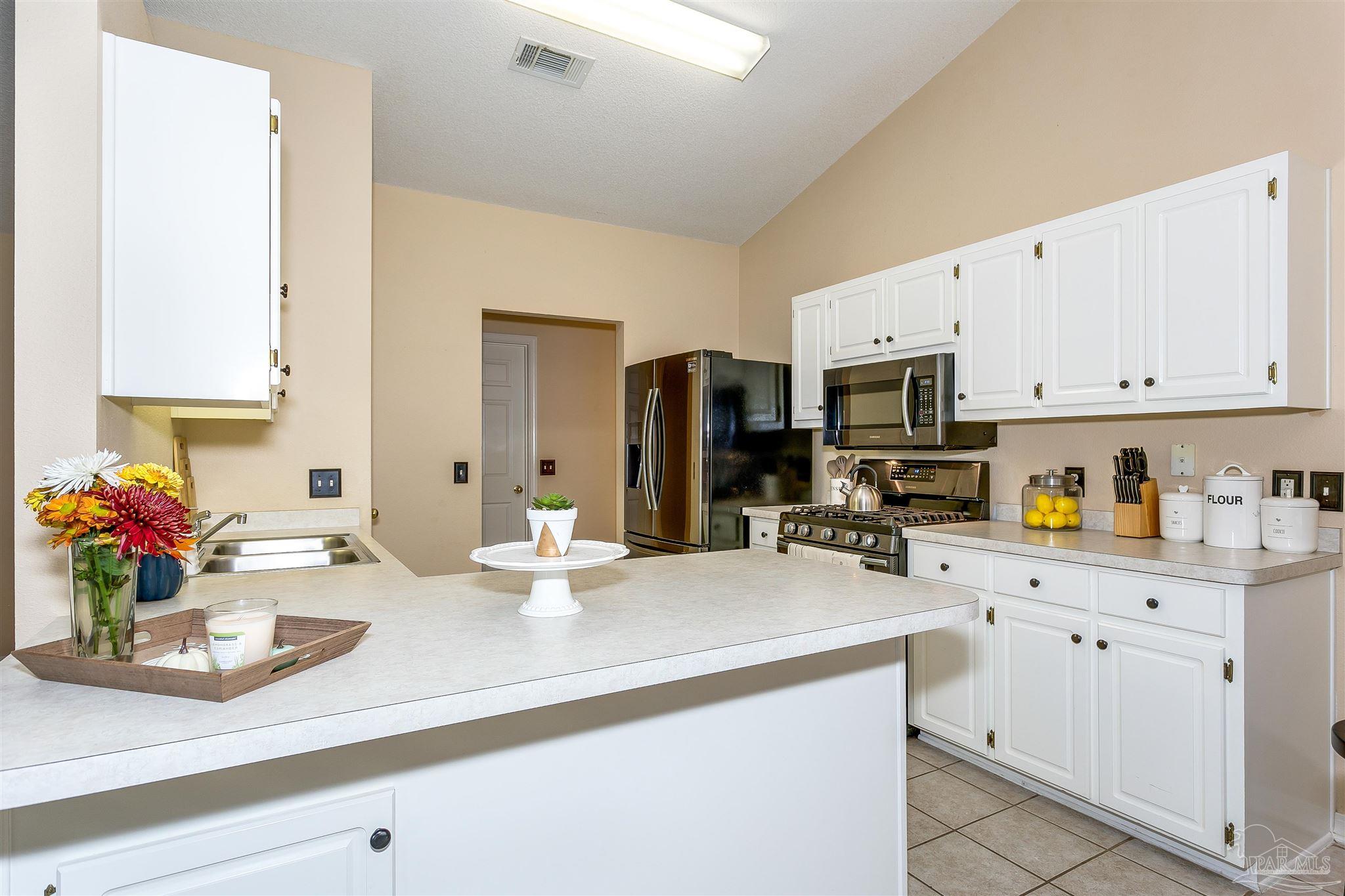 11779 Old Course Road Cantonment, FL 32533 - Photo 13 of 37 Gallery Image 13