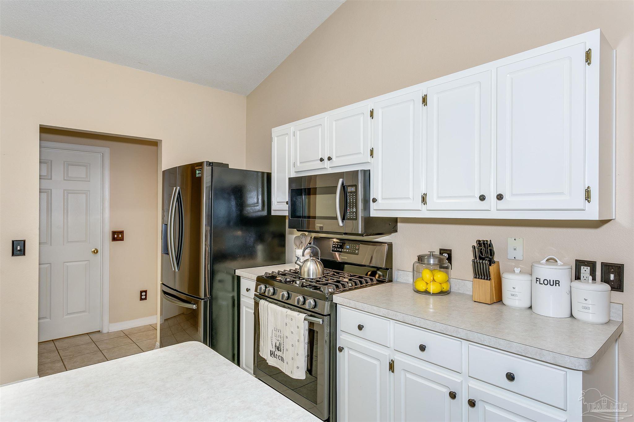 11779 Old Course Road Cantonment, FL 32533 - Photo 14 of 37 Gallery Image 14