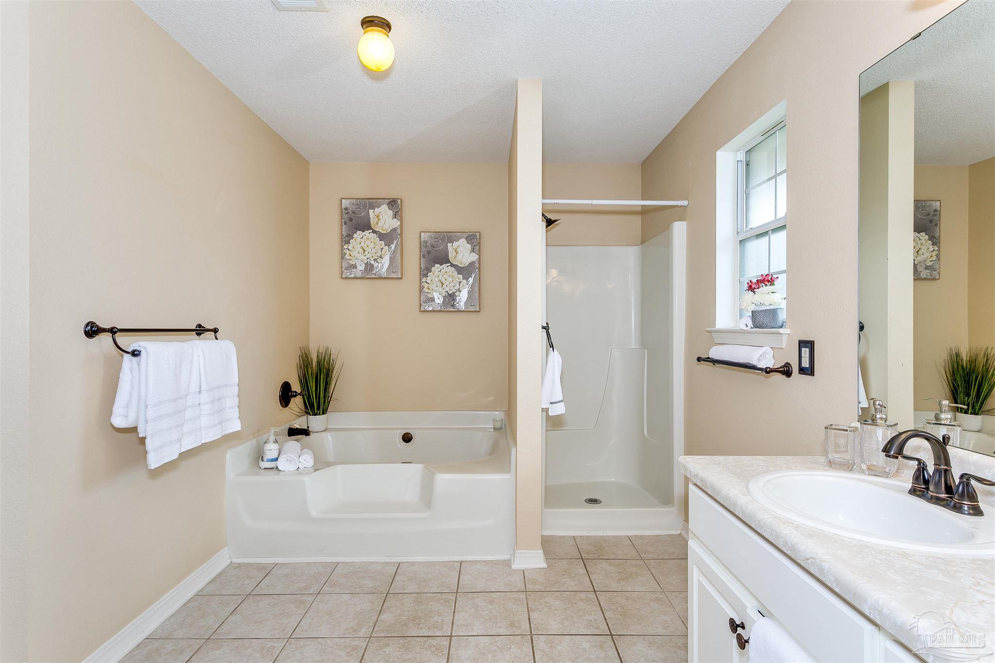 11779 Old Course Road Cantonment, FL 32533 - Photo 22 of 37 Gallery Image 22