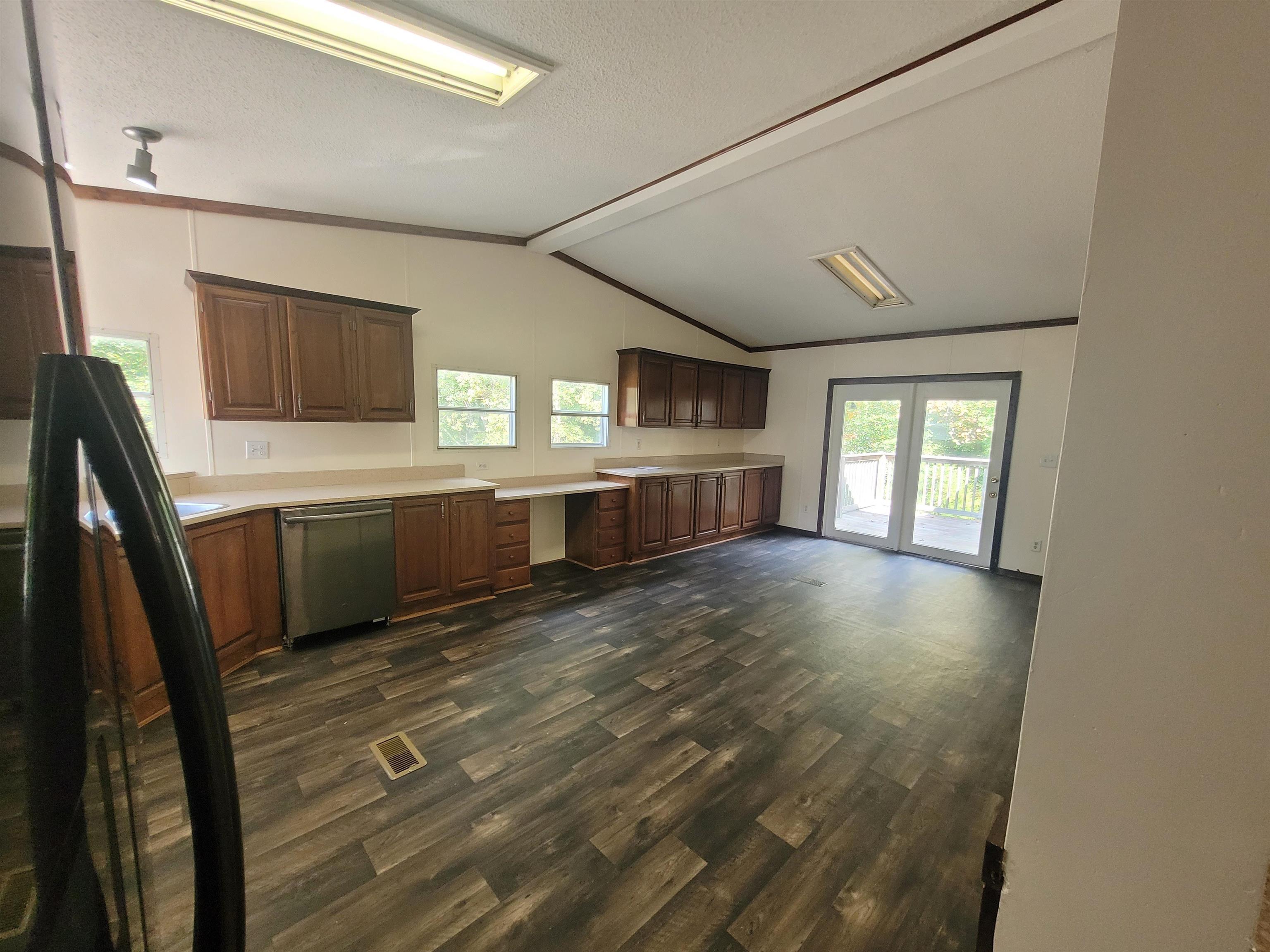 122 Hughey Lake Road Blacksburg, SC 29702 - Photo 11 of 22 Gallery Image 11