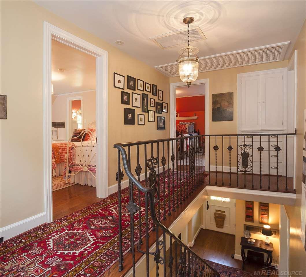 109 Merriweather Road Grosse Pointe, MI 48236 - Photo 24 of 54 31355491-23.JPG