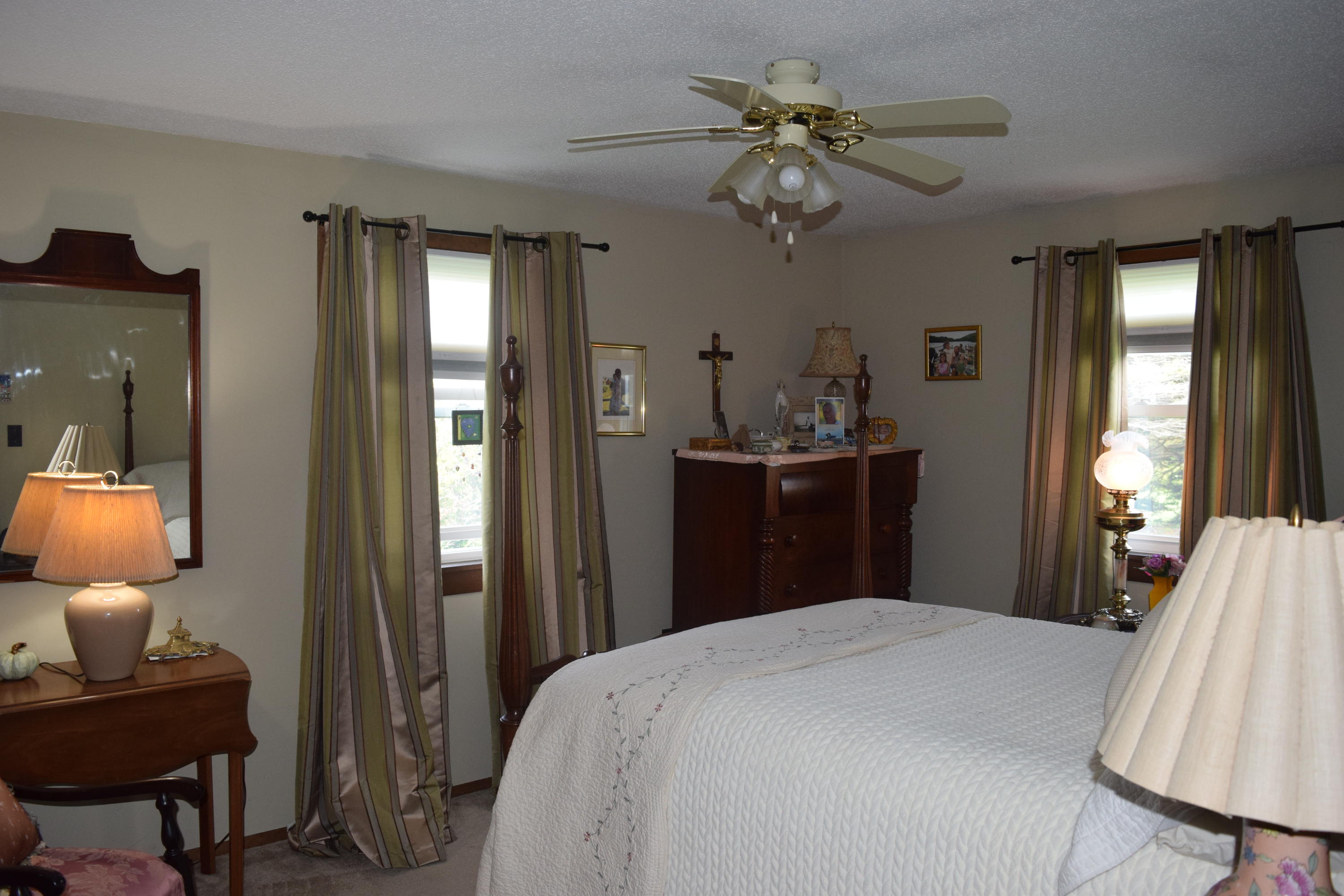 8 Edgecomb Road Belfast, ME 04915 - Photo 20 of 23 large Bedroom.