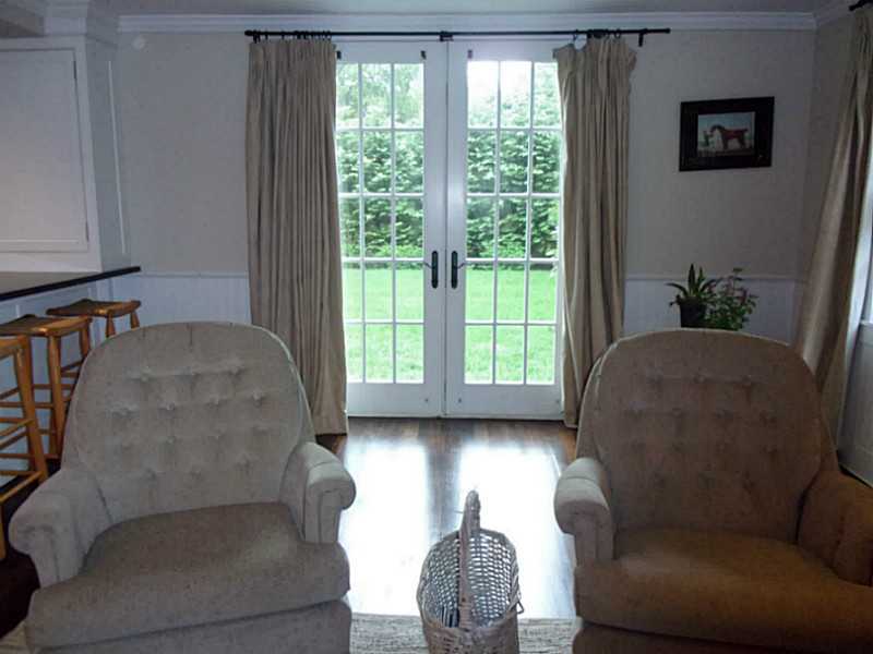 4 Wildflower Road Barrington, RI 02806 - Photo 14 of 25 Living Room.