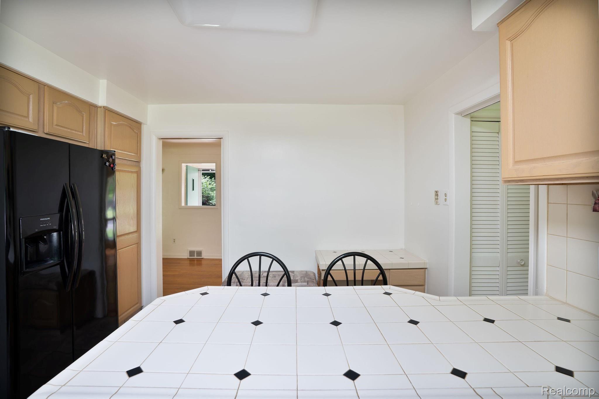 28349 Hawberry Road Farmington, MI 48331 - Photo 11 of 25 SMB07432-Edit.jpg