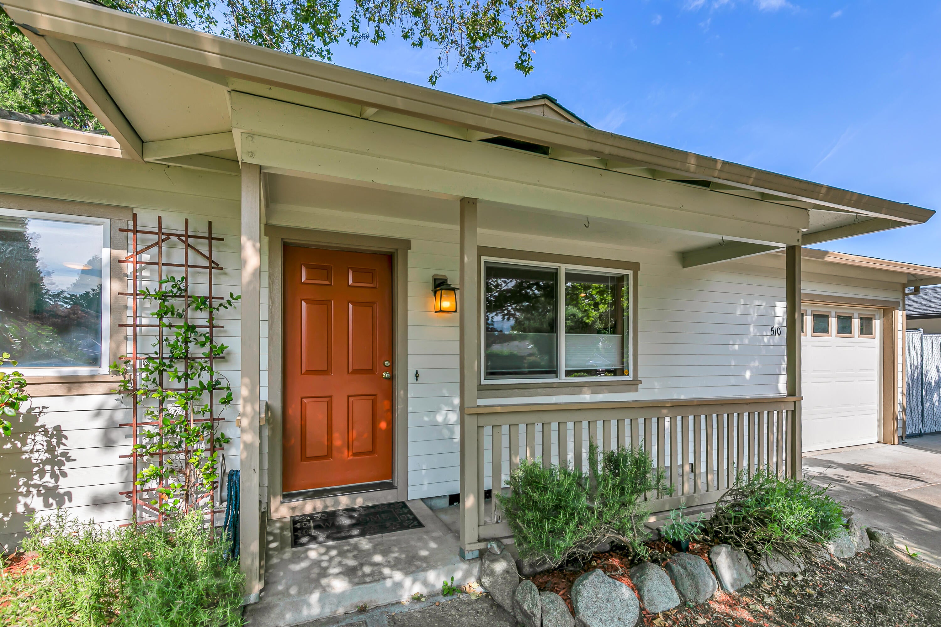 510 Bell Road Talent, OR 97540 - Photo 2 of 26 510 Bell Road, Talent, OR 97540
