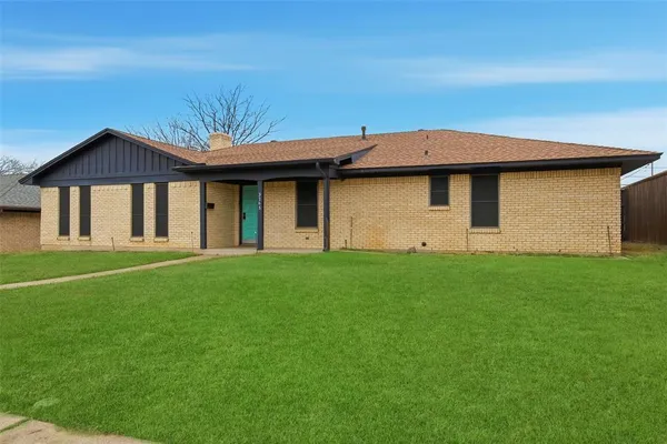 $3,245 | 3165 Darvany Drive, Dallas, TX 75220