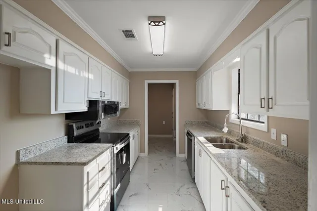 $165,000 | 2389 West Clubview Circle, Yazoo City, MS 39194