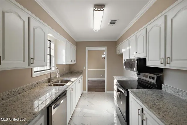 $165,000 | 2389 West Clubview Circle, Yazoo City, MS 39194