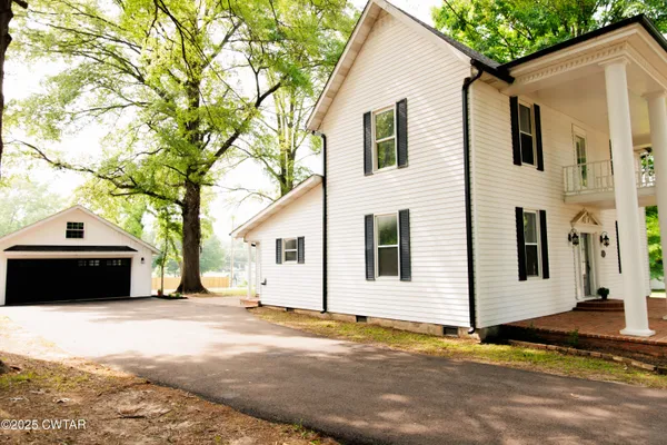 $449,000 | 204 Flowers Street, Kenton, TN 38233