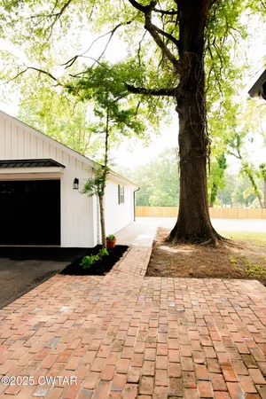$449,000 | 204 Flowers Street, Kenton, TN 38233