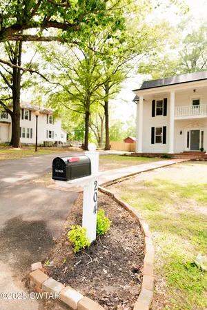 $449,000 | 204 Flowers Street, Kenton, TN 38233