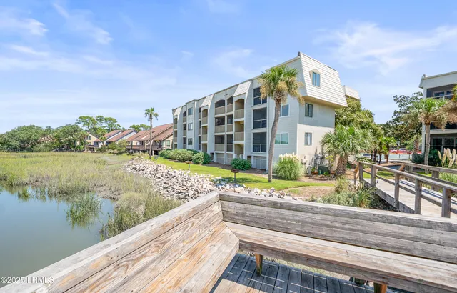 $369,000 | 189 Beach Club Villa Drive, Unit 189, Fripp Island, SC 29920