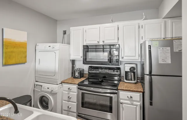 $369,000 | 189 Beach Club Villa Drive, Unit 189, Fripp Island, SC 29920